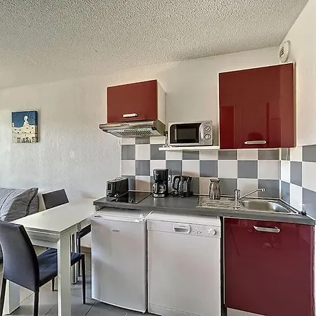 Apartment 3692-t2 Dans Avec Piscine *